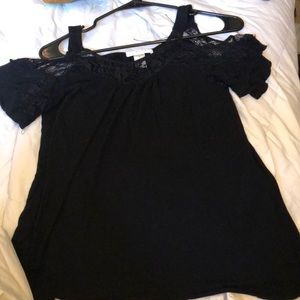 Lace and ruffled bottom black shirt